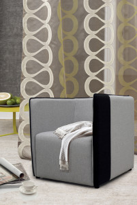 HD 7069 arm chair (1)