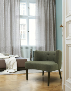 HD 7089 arm chair