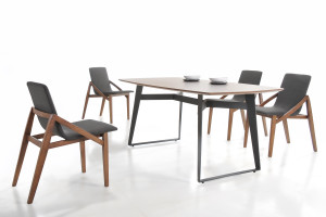 IVO MI-320 chair I IVO MIT-5071 table