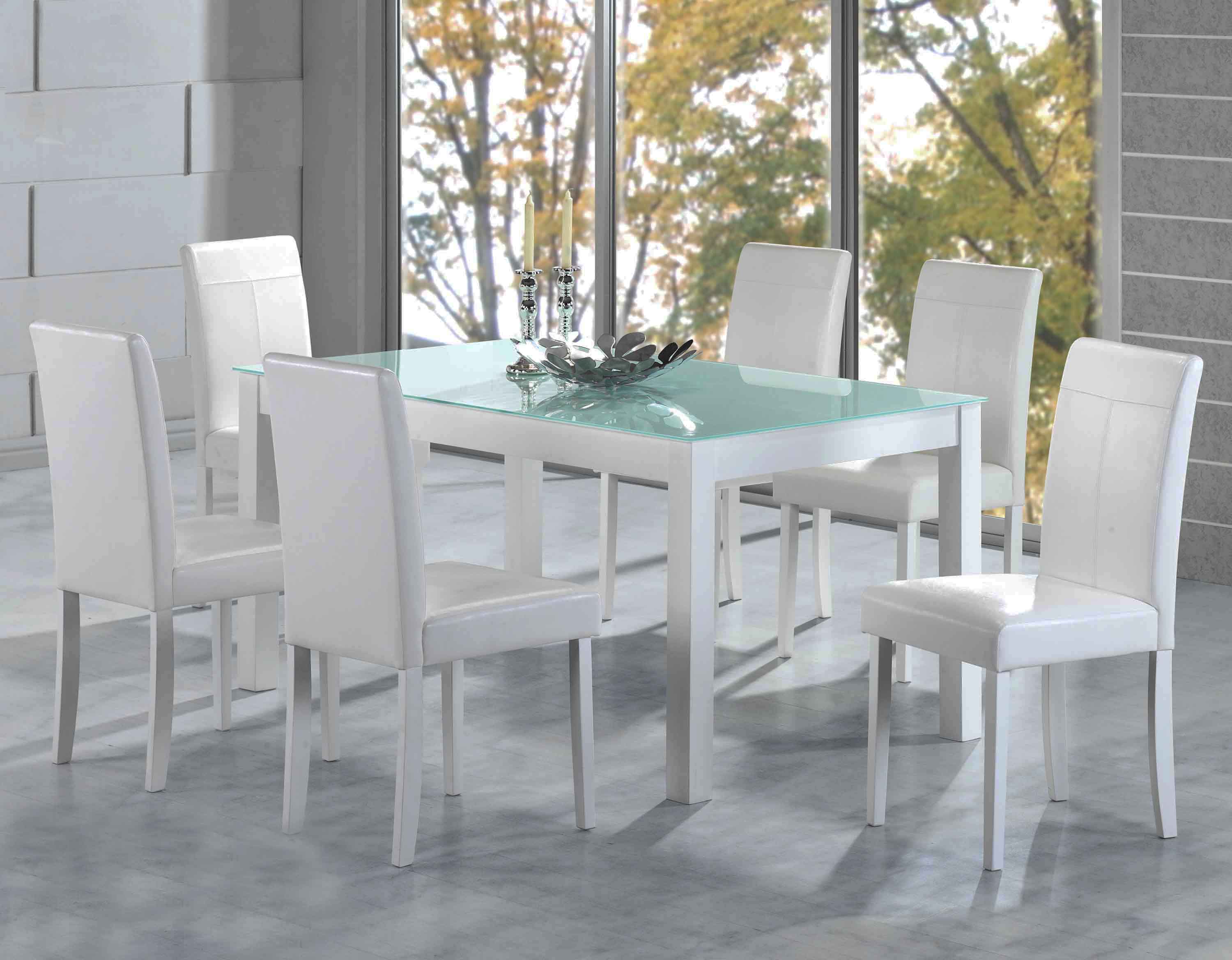Ivo-107 dining table
