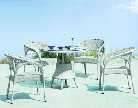 A 3122 outdoor chair & B 4121-1 outdoor table