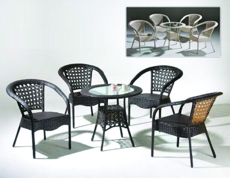B 901 outdoor chair & K 902 outdoor table
