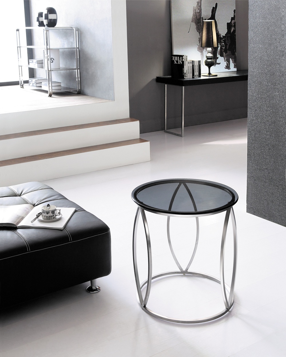 KM-1006 side table